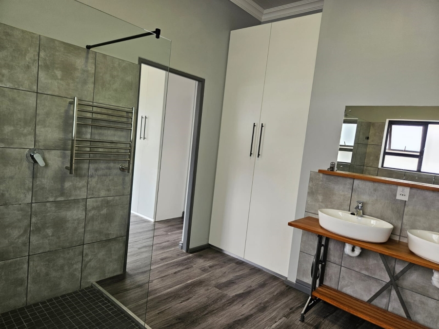 2 Bedroom Property for Sale in Stilbaai Wes Western Cape